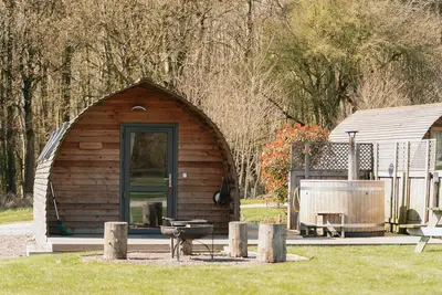 Image de Large-Accessible Hot Tub-Cabine-Douche
