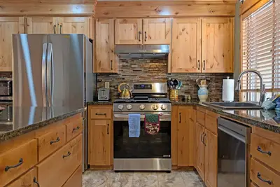 Image de Updated 3 Bedroom with Primary Loft, Sharc -Tam08