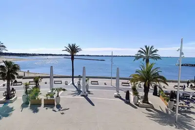 Image de As25923 - P2 Centre Ville - Vue mer et wifi