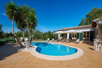 Finca 'Johann' avec vue sur la montagne, piscine privée et Wi-Fi