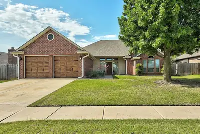 Image de Relaxing Retreat in Norman + community pool