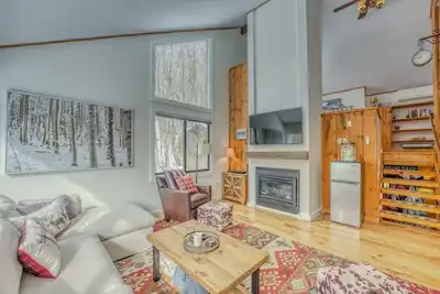 Image de Large Condo across the street from Loon Mountain!