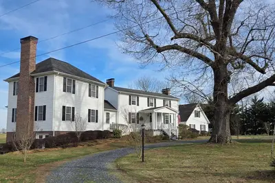 Image de Charming historical home in the countryside of Dillwyn, near Farmville