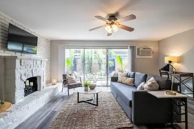 Image de 2br Montrose Dream Suite 01! Downtown, Medical Center ★★★★★