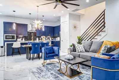 Image de Luxury home in downtown Houston  minutes from Nrg/Med Center/Zoo and Aquarium