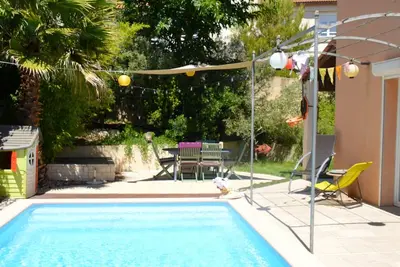 Image de Villa avec piscine au coeur des calanques