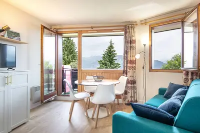 T. Du Morel A by Interhome