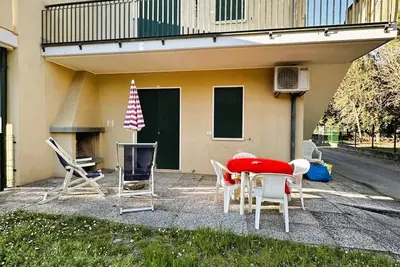 Image de Agréable villa familiale avec piscine et aire de jeux