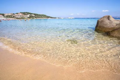 Image de Bel appartement avec piscine, climatisation, internet et Tv, près de Porto Cervo