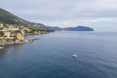 Image de Confortable appartement pour 6 personnes avec Wifi, Tv, balcon et animaux admis, près de Gênes