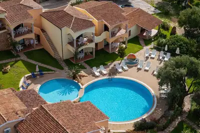 Image de Agréable appartement pour 4 personnes avec climatisation, piscine, Wifi et Tv, près de Castelsardo