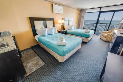 Image de Landmark Resort, Direct Oceanfront View, High Floor