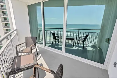 New Honey Moon Suite, 1br Direct Oceanfront, Pools