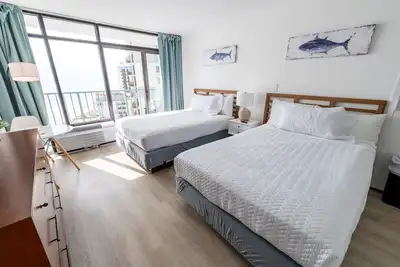 Image de High Floor Studio Oceanfront Views w/ Indoor Pool!