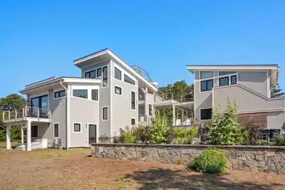 Image de Coastal Luxury Near Wellfleet's Best Beaches