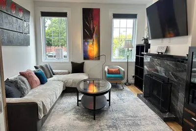 Image de Luxury and Grandeur gem in Hawthorn