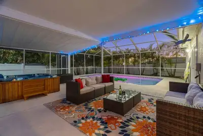 Image de Turtle Tide|Saltwater Pool, Hot Tub, 5min to Beach