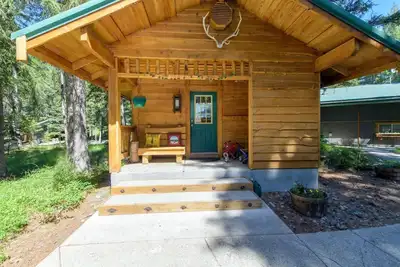 Image de Fishing Cabin in the Woods