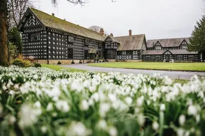 Image de Samlesbury Hall Shepherd's Hut