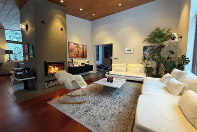 Exceptional Luxury Forest villa in central Reykjavik