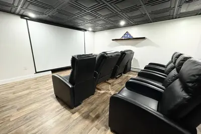 Image de 3-bedroom house in lovely Belgrade with Ac, WiFi. Minutes from Long Pond!