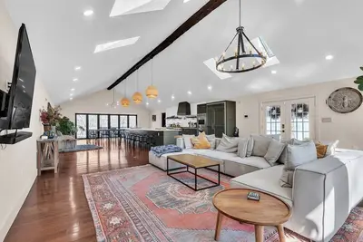 Image de New! Bell Haven 4-Bedroom Home with Pool