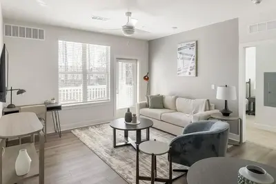 Image de Landing | Beautiful 2bd, Pool, Courtyard