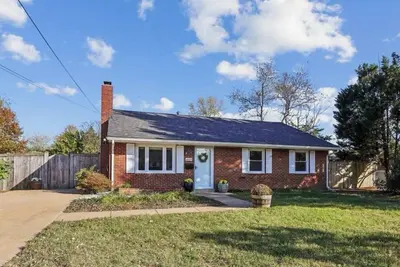 Image de Charming entire house near Washington Dc