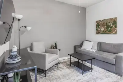 Image de Landing | Chic 2bd, Clubhouse, Rooftop Lounge
