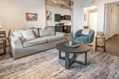 Image de Landing | Stylish 2bd, Courtyard, Gym