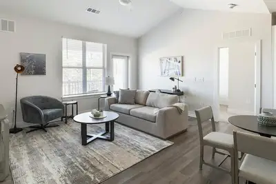 Image de Landing | Incredible 2bd, Pool, Clubhouse