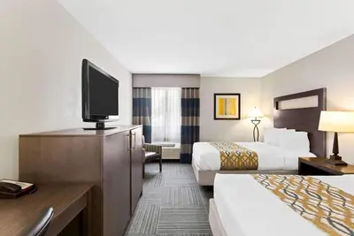 Image de Cozy Naperville Stay – Free Breakfast & Parking Near Downtown!