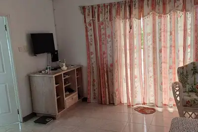 Great, Centrally located apartment with extra large rooms unit 3