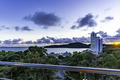 Image de 6b Exclusive Oceanfront Retreat, High-End Apartment