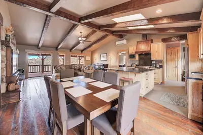 Image de Year round peace and views near York, Mt; 3 bed and 3 bath; sleeps up 12