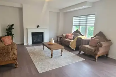 Image de Near Port Dover/Turkey Point Furnished 5br House