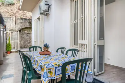 Image de Central bright flat with terrace in Giardini Naxos