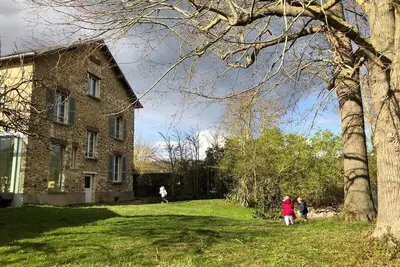 Image de Maison de ferme proche de Versailles avec terrasse privée, jardin privé et Wi-Fi