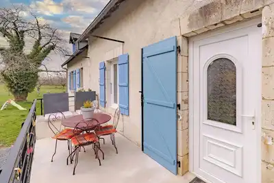 Image de Gîte du Cerisier – Maison de Vacances Authentique au Cœur du Périgord Vert