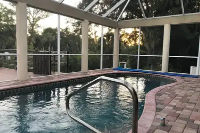 Image de Charming 4-bedroom house with Ac, WiFi, In- ground pool. 12 minutes to Beach