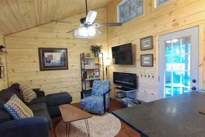 Image de Charming New 2 Br Cottage, WiFi & Pet Friendly in Convenient Steele