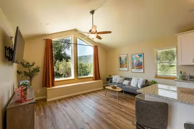 Image de New 1 Bed Near Yosemite, Fire Pit, Washer, Dryer