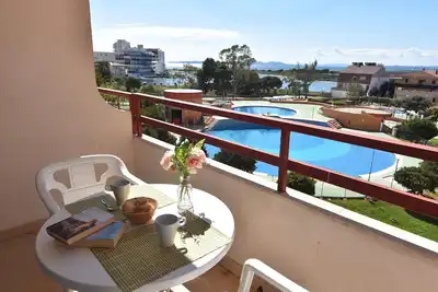 Image de Découvrez le confort et la tranquillité de ce studio cosy à Roses!