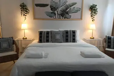 Image de Casa Mila condo in Quezon City with swimming pool, free WiFi and parking.