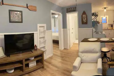 Image de Small Cozy Cottage #3 at Bull Shoals! !
