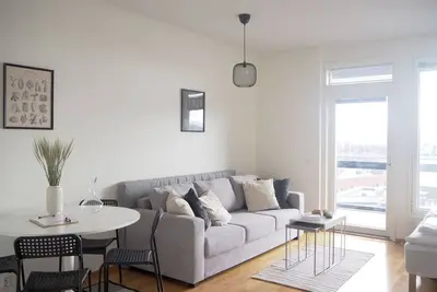 Image de Lake View 7th Floor Studio next to Downtown