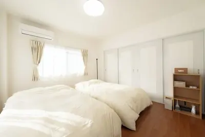 Image de 2minute walk from Osakako Station close to Universal Studios Japan and Kaiyukan Deluxe Family Sui / Osaka Ōsaka