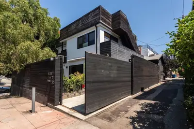Image de Modern Beach House 2 blocks from the Ocean with Giant Rooftop Deck