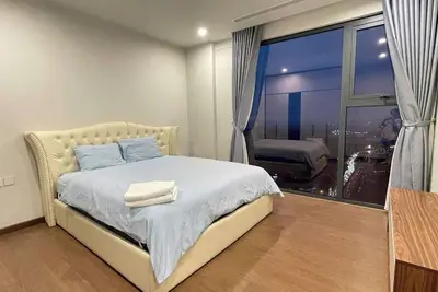 Image de The Matrix One | Serene 3br Harmony Residence near My Dinh Stadium, Me Tri Park