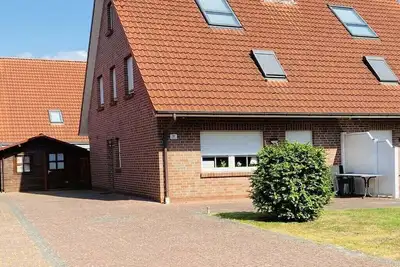 Image de Maison de vacances à Berum avec piscine